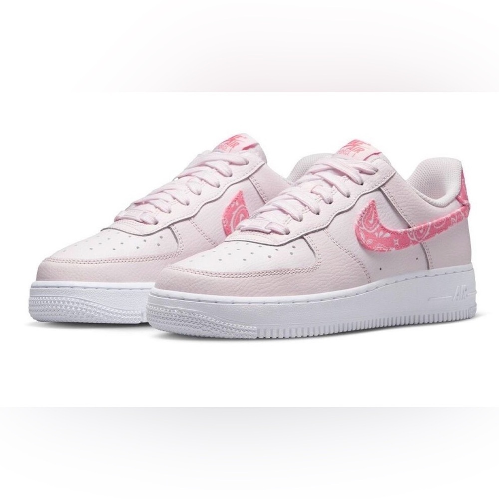 NWOB Nike Air Force 1 '07 Women's Shoes - Picture 1 of 7